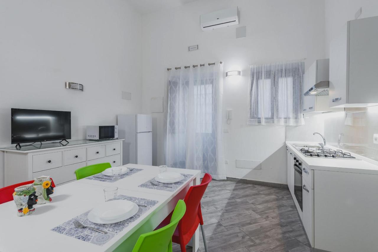 Modern Duplex With Balcony By Wonderful Italy Apartment Catania Exterior photo